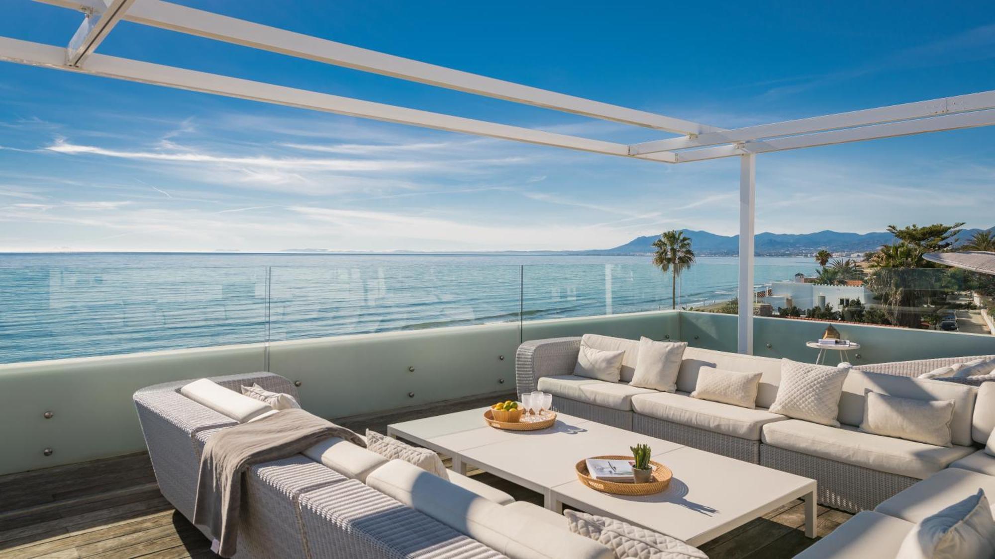 Villa Breath Taking Front Line With Sauna & Jacuzzi Marbella