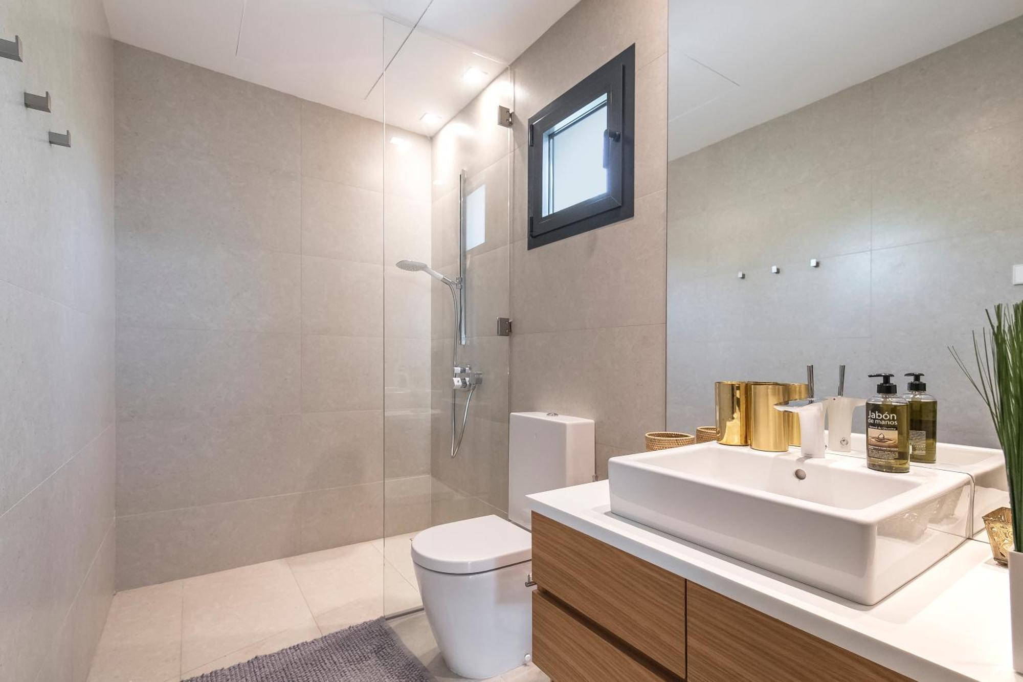 Breath Taking Front Line With Sauna & Jacuzzi Villa