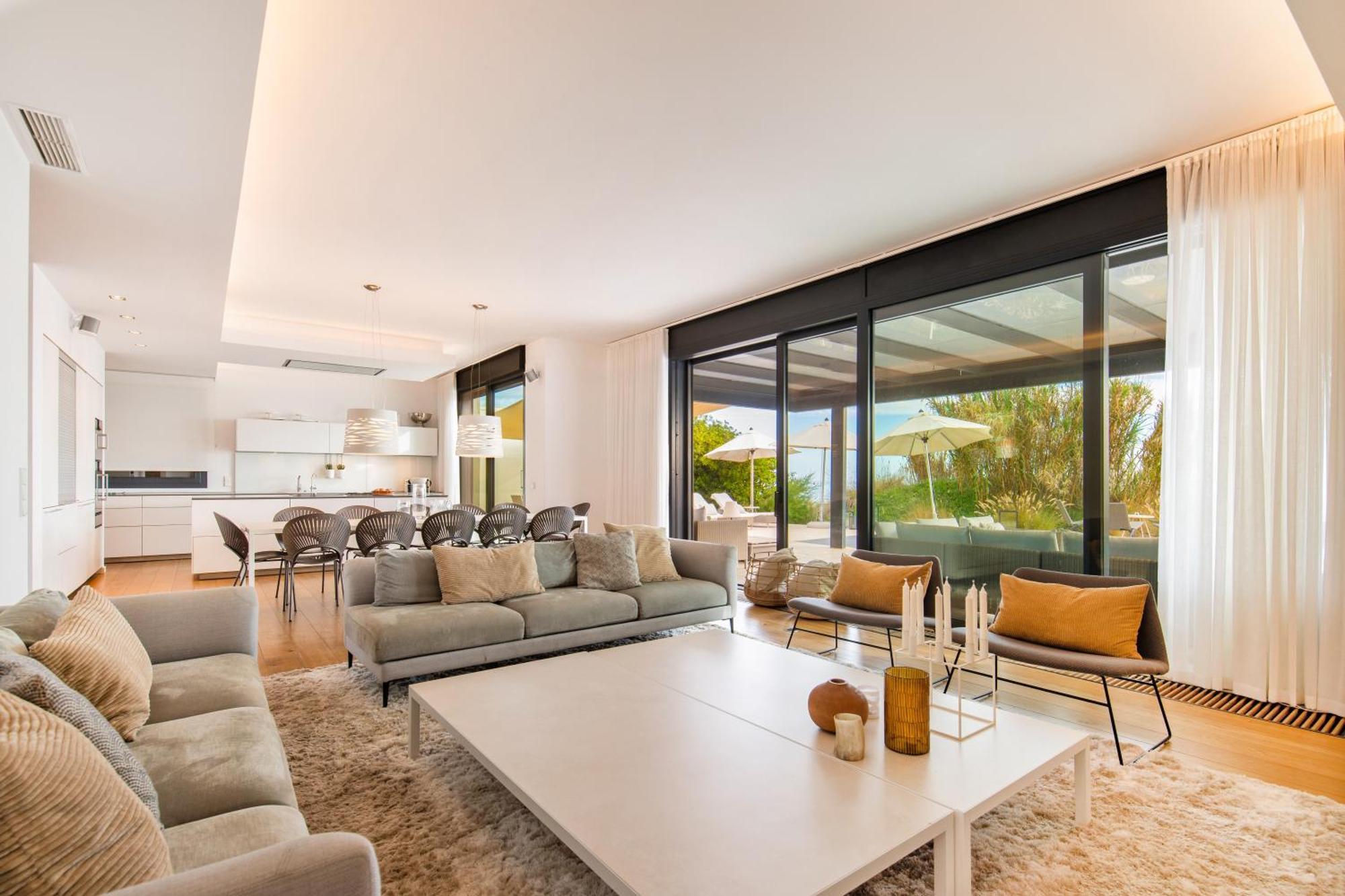 Breath Taking Front Line With Sauna & Jacuzzi Marbella