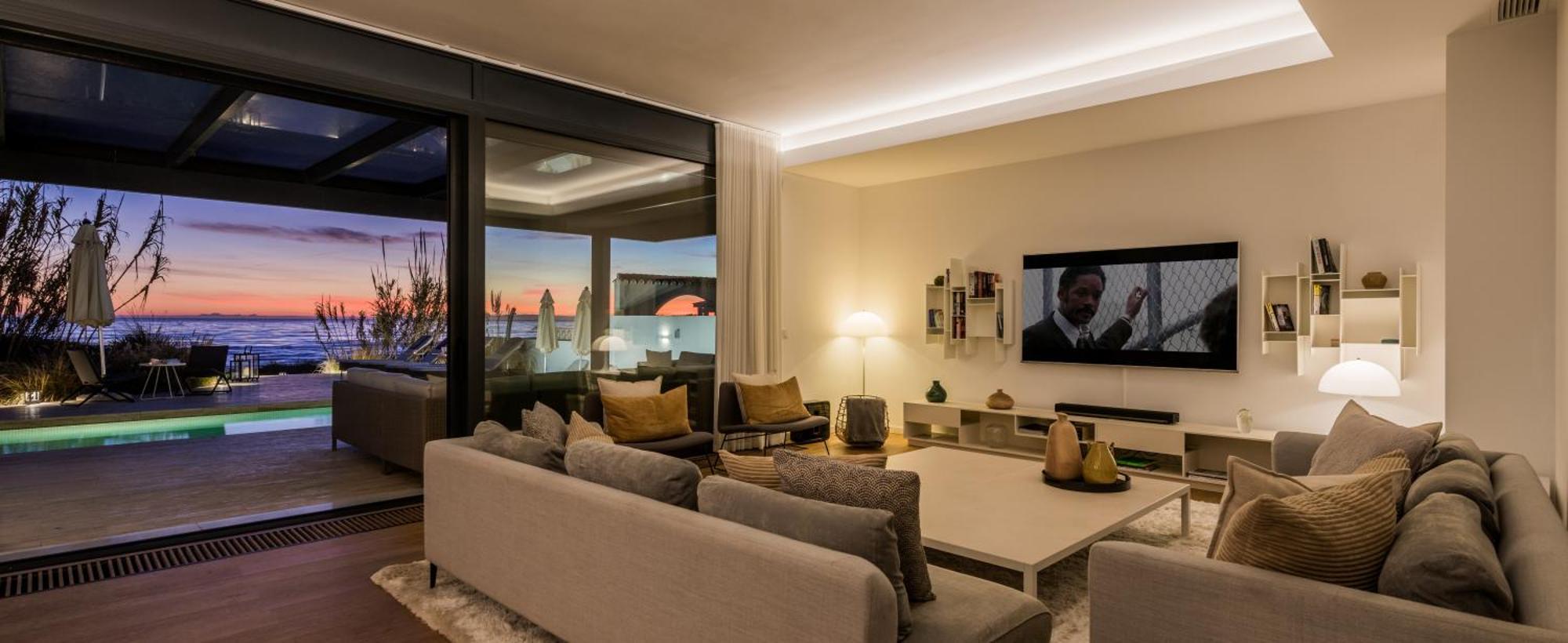 Villa Breath Taking Front Line With Sauna & Jacuzzi